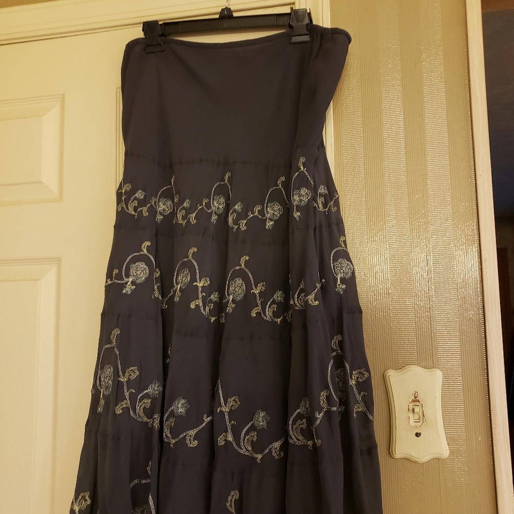 Ladies silk skirt